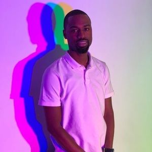 Meet your Posher, Barry